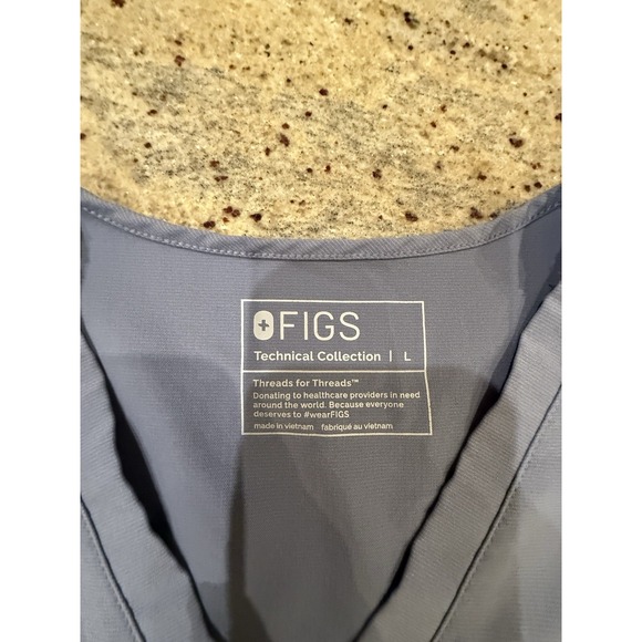 Figs Catarina One Pocket Scrub Top Women Gray, Size L - Picture 2 of 5